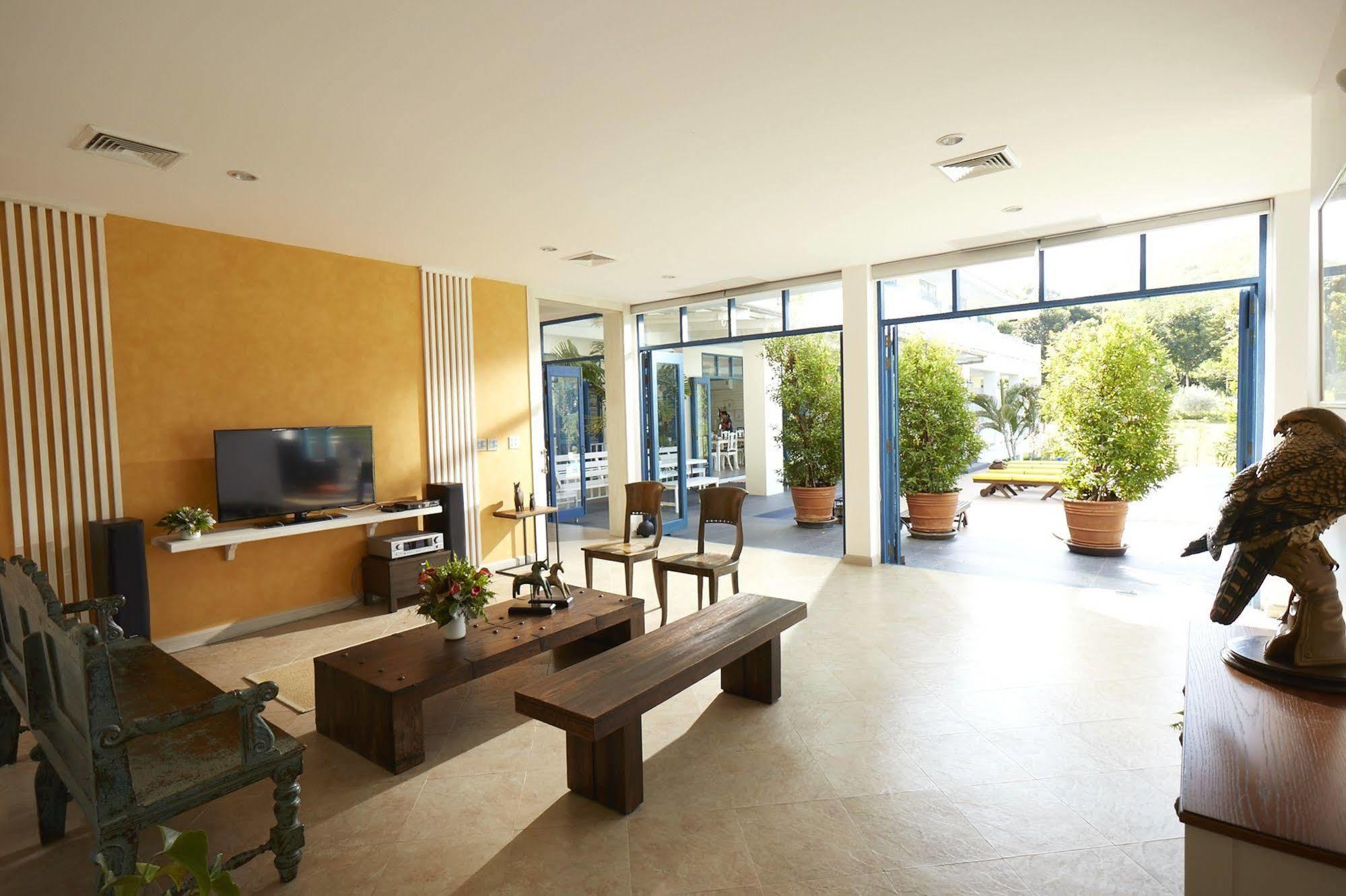 Santosha- Health&Lifestyle Resort Pakchong Exterior photo